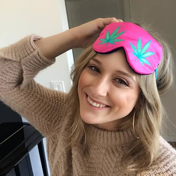 Meet your Posher, Danielle - Picture 1 of 1